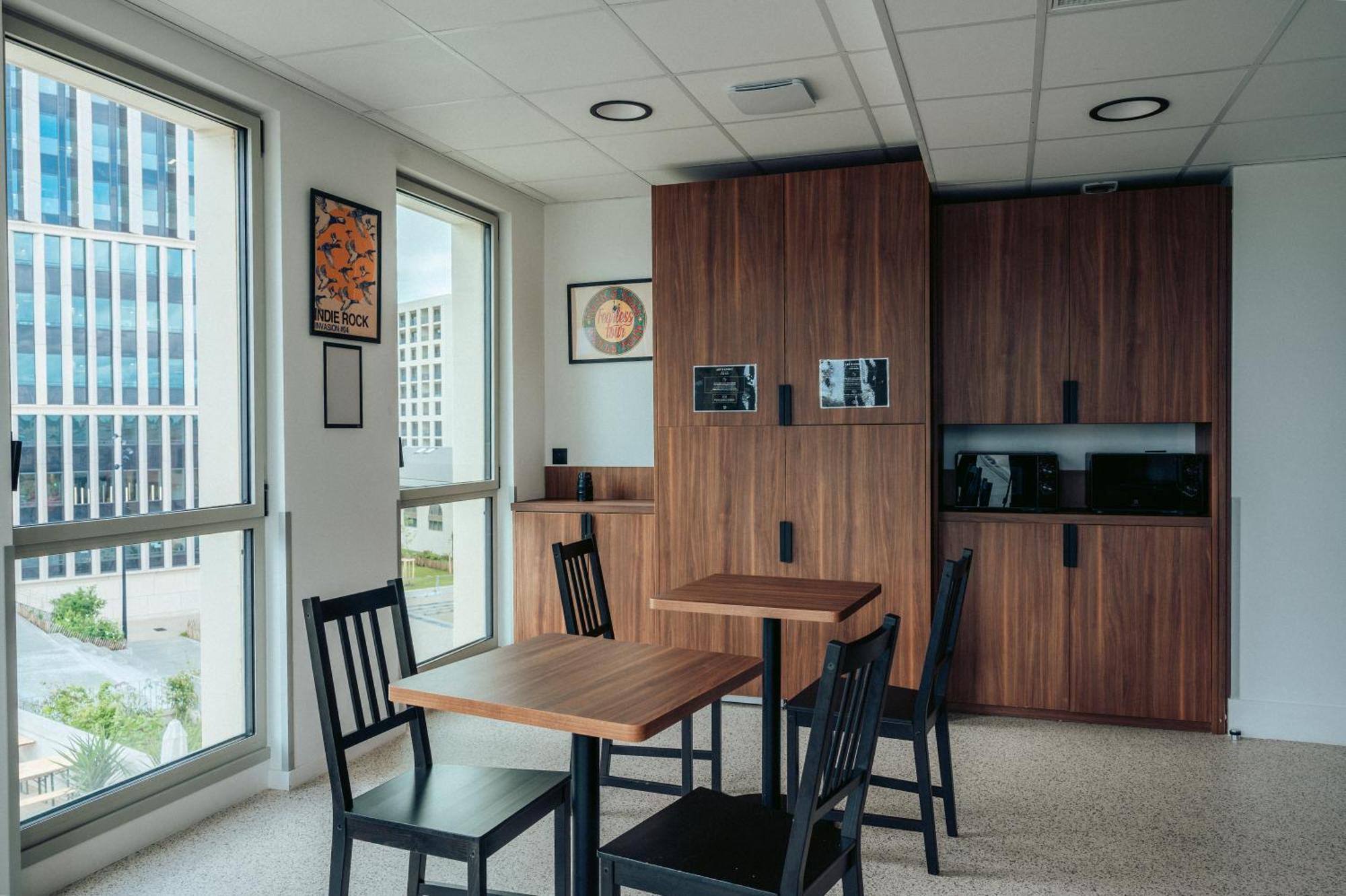 Jost Hostel Bordeaux Gare St Jean Екстериор снимка